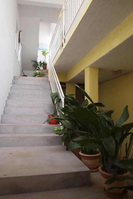 Apartments Viktorija Starigrad Paklenica Ngoại thất bức ảnh