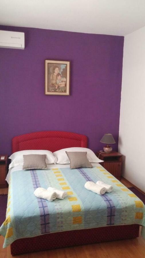 Apartments Viktorija Starigrad Paklenica Ngoại thất bức ảnh